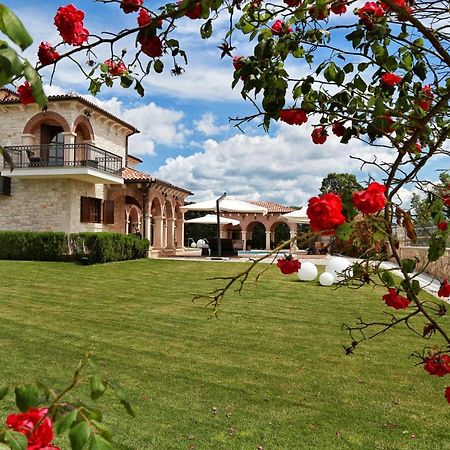 Villa Carolus-Luxurious Istrian Villa Barat  Екстериор снимка