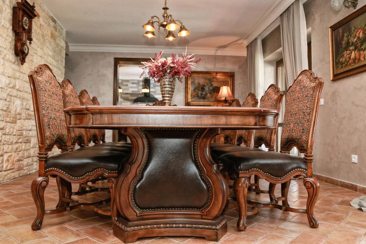 Villa Carolus-Luxurious Istrian Villa Barat  Екстериор снимка