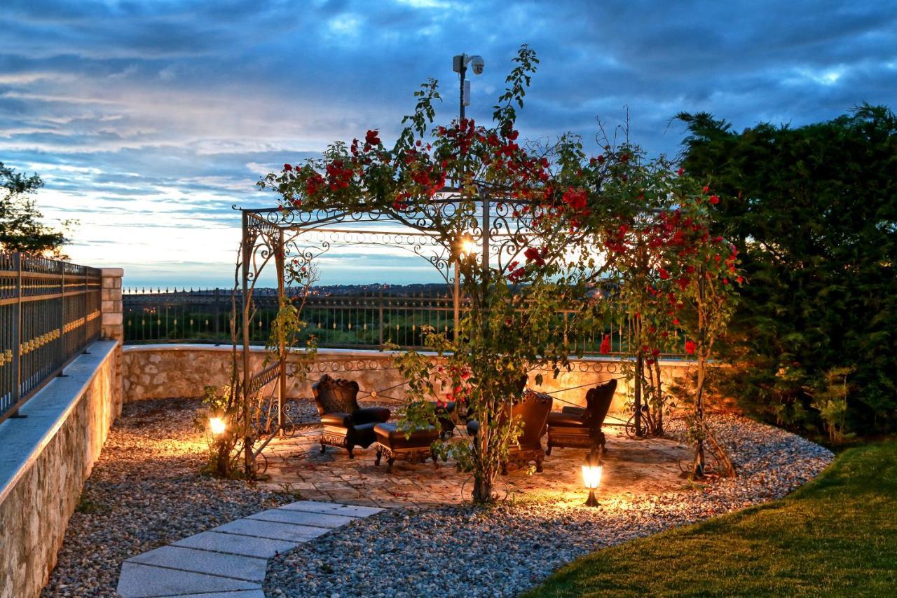 Villa Carolus-Luxurious Istrian Villa Barat  Екстериор снимка