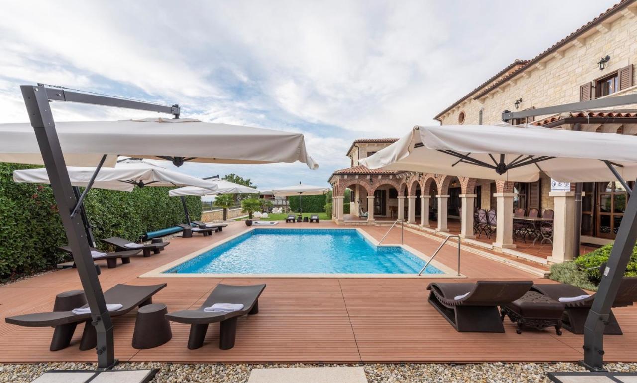 Villa Carolus-Luxurious Istrian Villa Barat  Екстериор снимка