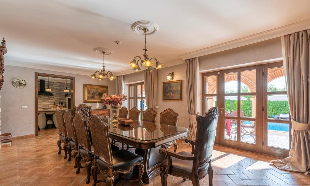 Villa Carolus-Luxurious Istrian Villa Barat  Екстериор снимка