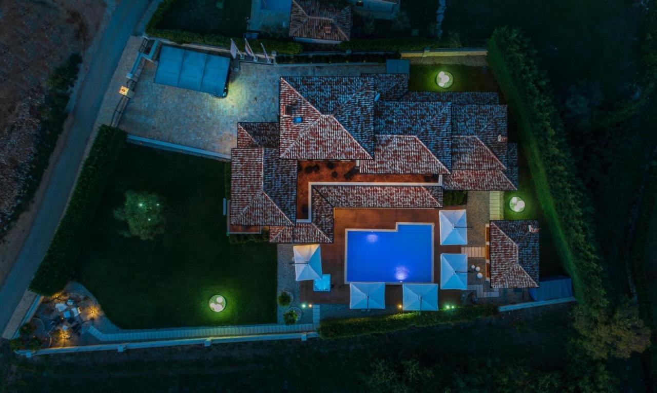 Villa Carolus-Luxurious Istrian Villa Barat  Екстериор снимка
