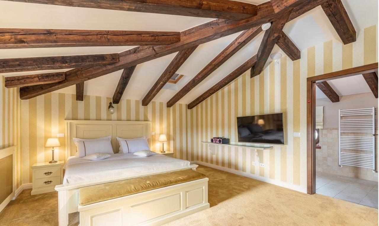 Villa Carolus-Luxurious Istrian Villa Barat  Екстериор снимка