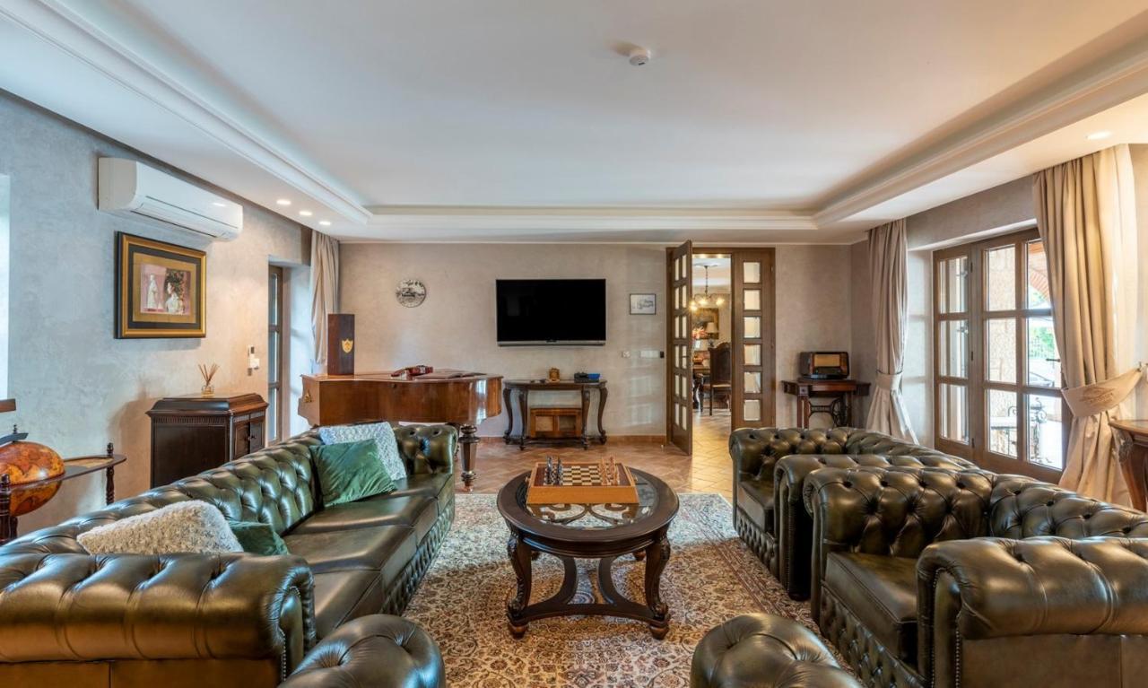 Villa Carolus-Luxurious Istrian Villa Barat  Екстериор снимка