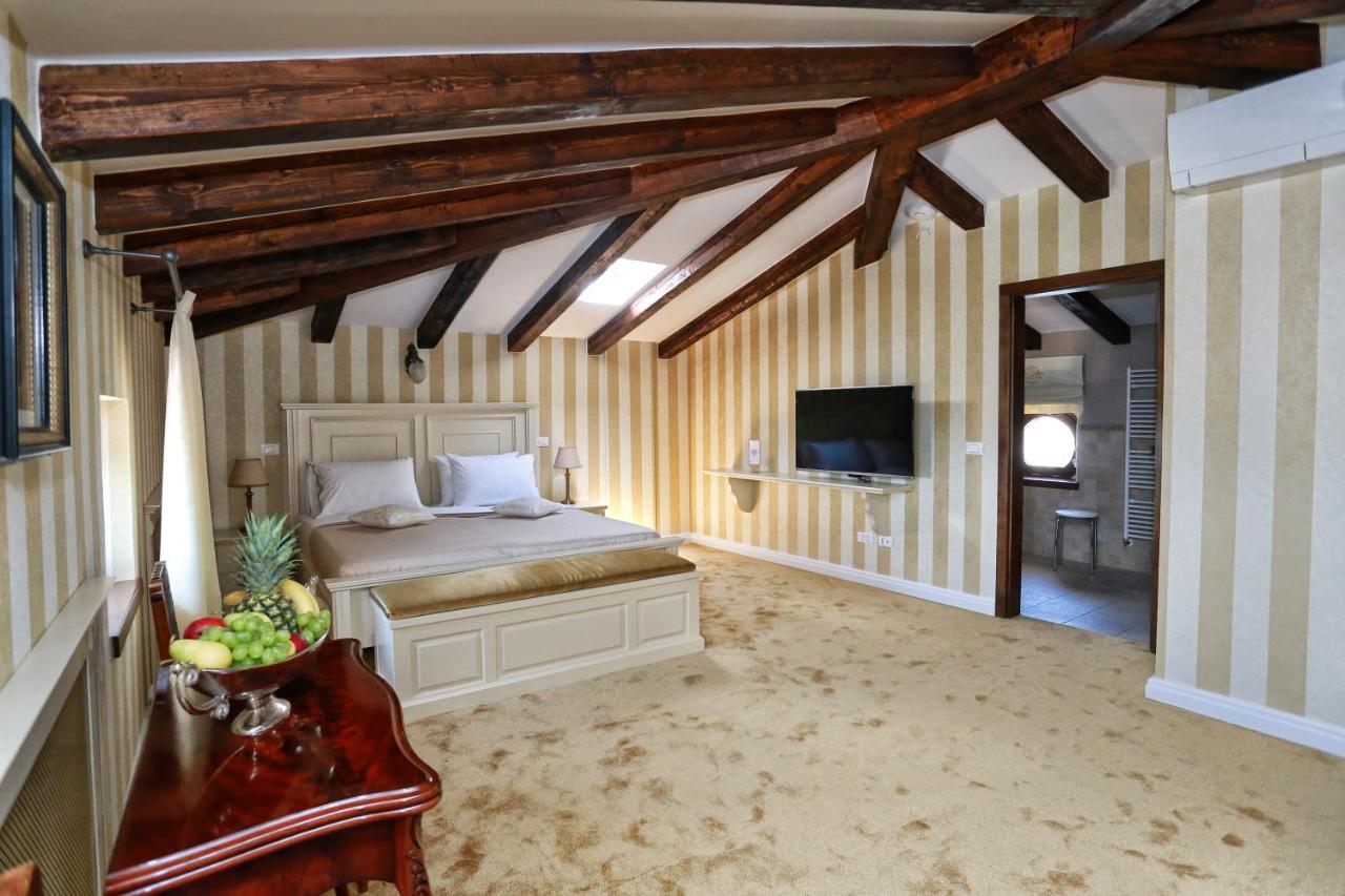Villa Carolus-Luxurious Istrian Villa Barat  Екстериор снимка
