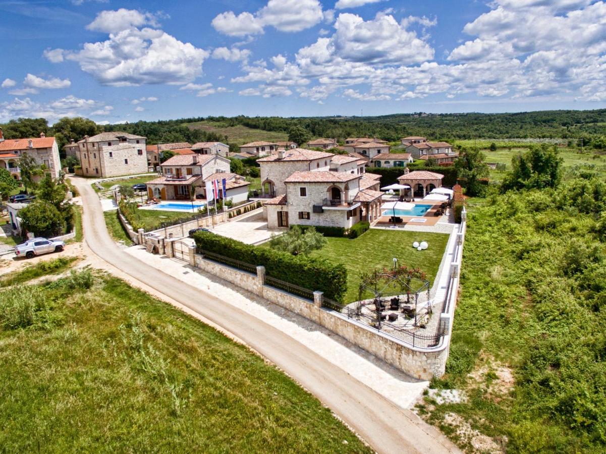 Villa Carolus-Luxurious Istrian Villa Barat  Екстериор снимка